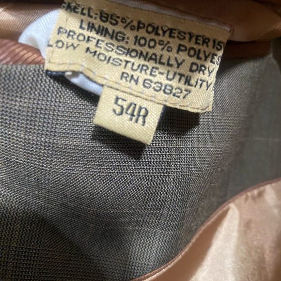 Nice Stacey Adam’s suite jacket. Looks like dark green and brown tones. - Picture 3 of 3